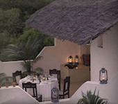 Palm House interieur in het priv huis ontworpen rond de open patio op Lamu eliand in Kenia